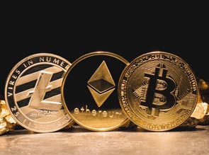 بتكوين‭ ‬تهوي‭ ‬وسط‭ ‬خروج‭ ‬مؤسسي‭ ‬وضغوط‭ ‬السوق‭ ‬العالية