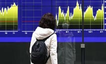 الأسهم‭ ‬الآسيوية‭ ‬بين‭ ‬ضغوط‭ ‬الاقتصاد‭ ‬الياباني‭ ‬وترقب‭ ‬البيانات‭ ‬الأميركية