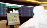 بورصة‭ ‬قطر‭ ‬تتراجع‭ ‬1‭.‬01‭ % ‬وتفقد‭ ‬111‭.‬1‭ ‬نقطة
