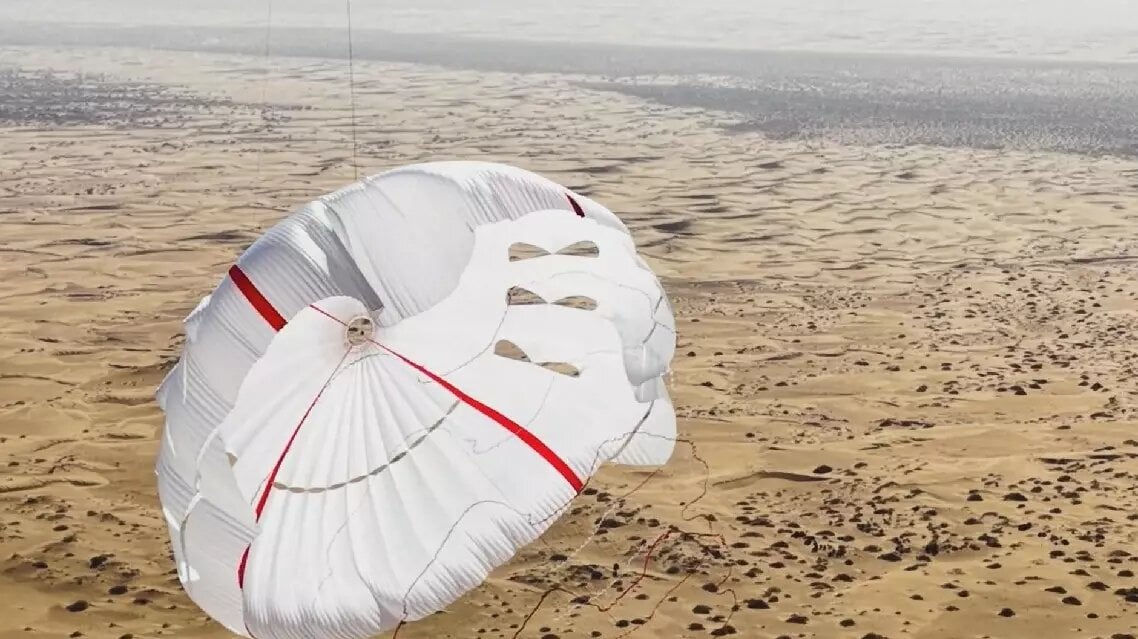 أكبر طائرة ورقية لتوليد طاقة الرياح تُكمل اختبارات التحليق بنجاح في الصين