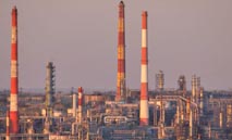 أسعار النفط ترتفع مع ترقب تطورات الإمدادات ومحادثات السلام بين روسيا وأوكرانيا