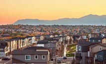 مبيعات المنازل المؤجلة في أميركا ترتفع خلافاً للتوقعات وتبلغ أعلى مستوى في عام