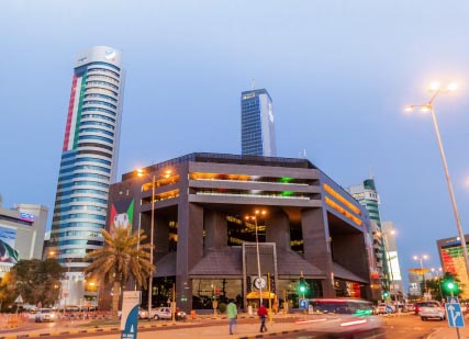 البورصة..ارتفاعات محدودة تعزز ثقة المستثمرين رغم تراجع «الرئيسي»