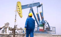 الشال‭: ‬سوق‭ ‬النفط‭ ‬يتعرض‭ ‬لضغوط‭ ‬هائلة‭ ‬لخفض‭ ‬أسعاره‭ ‬إلى‭ ‬حدودٍ‭ ‬دنيا