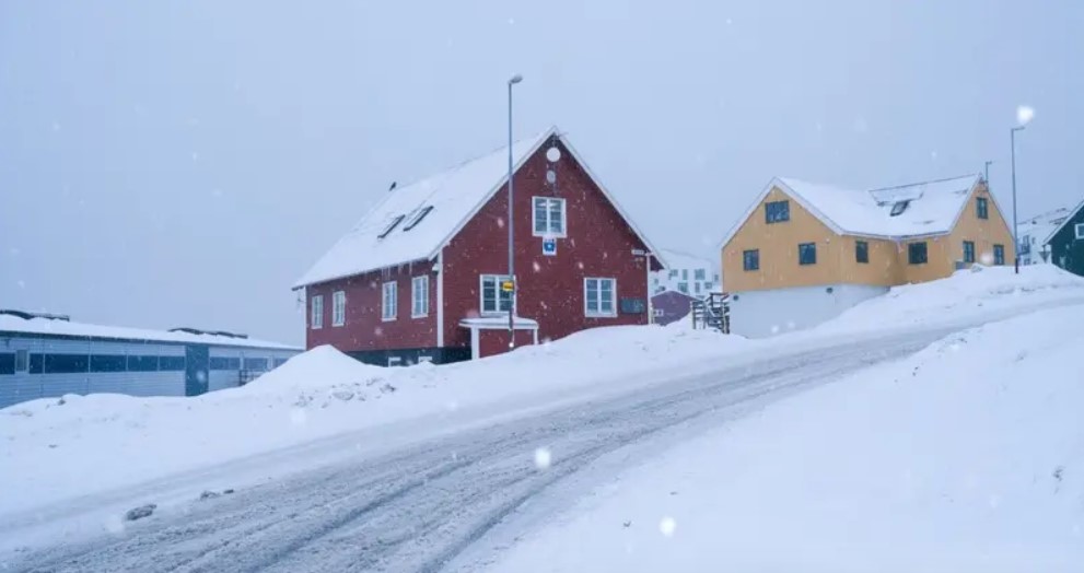تضم معادن نادرة… ترامب يعيد فتح ملف غرينلاند ولا يستبعد خيار القوة