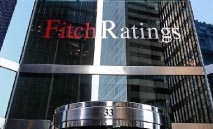 فيتش: التصنيف الائتماني لأميركا يواجه ضغوطاً