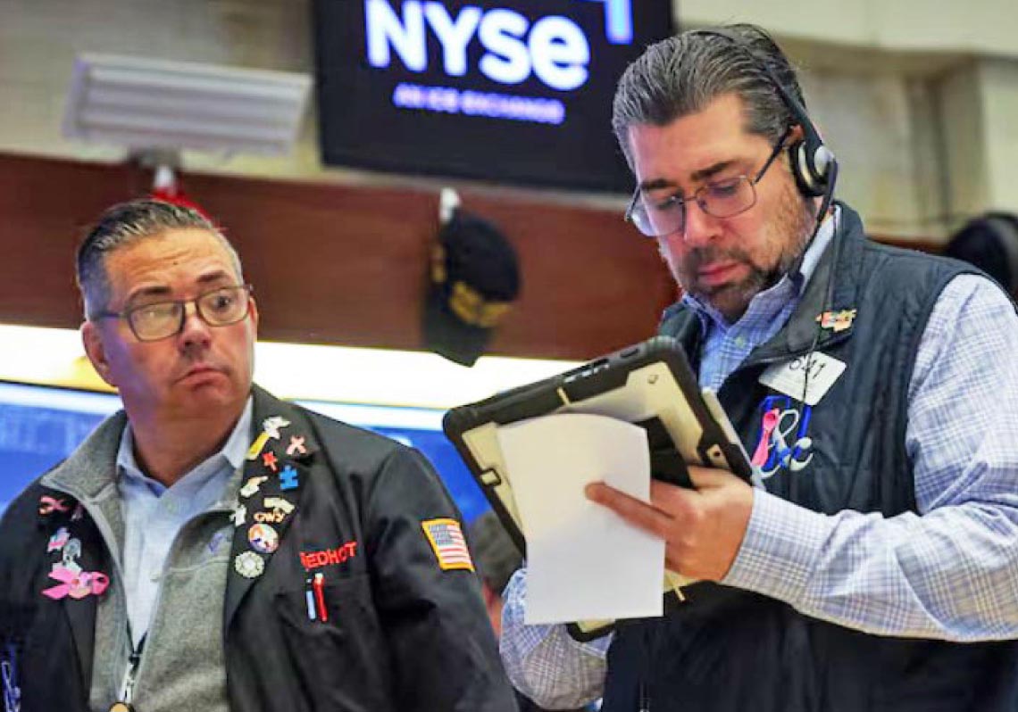 هبوط‭ ‬جماعي‭ ‬لمؤشرات‭ ‬وول‭ ‬ستريت‭ ‬وسط‭ ‬تصعيد‭ ‬ترامب‭ ‬التجاري