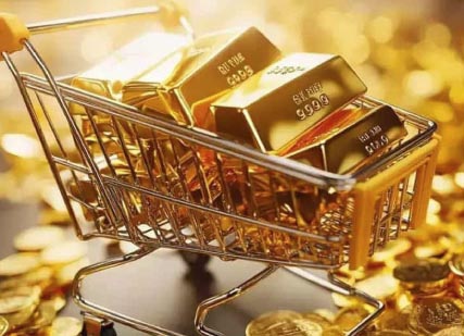 الذهب‭ ‬يحلّق‭ ‬فوق‭ ‬ذروة‭ ‬3‭ ‬أسابيع