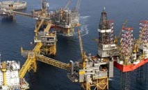 الأسواق‭ ‬توازن‭ ‬بين‭ ‬فائض‭ ‬المعروض‭ ‬ومخاطر‭ ‬الإمدادات‭ ‬في‭ ‬الشرق‭ ‬الأوسط