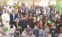 التجاري‭ ‬يشارك‭ ‬موظفيه‭ ‬الاحتفال‭ ‬بالأعياد‭ ‬الوطنية‭ ‬