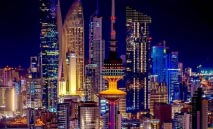 الكويت‭ ‬تواجه‭ ‬التوتر‭ ‬الإقليمي‭ ‬بخطط‭ ‬طوارئ‭ ‬محكمة‭ ‬واستقرار‭ ‬الأسواق