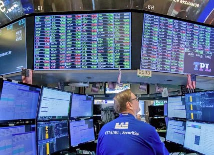 وول‭ ‬ستريت‭ ‬ترتفع‭ ‬بدعم‭ ‬تراجع‭ ‬النفط‭ ‬وآمال‭ ‬تهدئة‭ ‬الشرق‭ ‬الأوسط