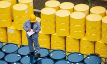 المنتجات‭ ‬المكررة‭ ‬تربك‭ ‬أسواق‭ ‬الطاقة‭.. ‬وتحدّ‭ ‬من‭ ‬رهانات‭ ‬خفض‭ ‬النفط