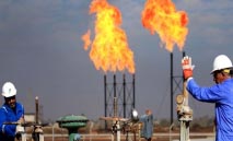 الحرب‭ ‬تشعل‭ ‬أسعار‭ ‬الغاز‭ ‬والنفط‭ ‬وتربك‭ ‬الاقتصاد‭ ‬الدولي