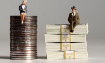 أوروبا‭ ‬تطلق‭ ‬تجربة‭ ‬واسعة‭ ‬لشفافية‭ ‬الأجور