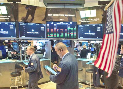 وول‭ ‬ستريت‭ ‬تتراجع‭ ‬مع‭ ‬تصاعد‭ ‬القلق‭ ‬الجيوسياسي‭ ‬رغم‭ ‬قوة‭ ‬الأرباح