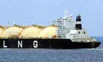 عبور‭ ‬أول‭ ‬ناقلة‭ ‬غاز‭ ‬مسال‭ ‬مضيق‭ ‬هرمز‭ ‬منذ‭ ‬اندلاع‭ ‬الحرب