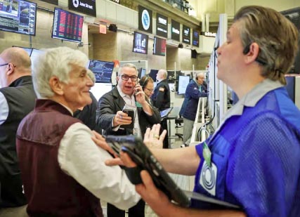 الأسواق‭ ‬تتجاهل‭ ‬الصدمات‭.. ‬هل‭ ‬فقدت‭ ‬الحروب‭ ‬تأثيرها‭ ‬على‭ ‬الاستثمار