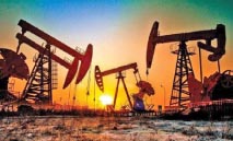 سوق‭ ‬النفط‭ ‬يتجه‭ ‬نحو‭ ‬عجز‭ ‬في‭ ‬الإمدادات‭ ‬