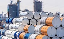 خسائر النفط العالمية تتجه لتجاوز مليار برميل