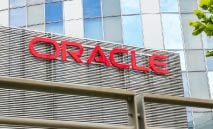 أوراكل تُعيد هيكلة الوظائف وتسرّح آلاف الموظفين
