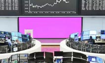 ‬نيكي‮‬‭ ‬الياباني‭ ‬يخترق‭ ‬65000‭ ‬نقطة‭.. ‬والأسهم‭ ‬الأوروبية‭ ‬عند‭ ‬ذروة‭ ‬شهرين
