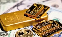 الذهب‭ ‬يستعيد‭ ‬بريقه‭.. ‬ويتجاوز‭ ‬4700‭ ‬دولار‭ ‬للأونصة
