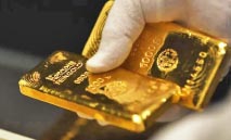 الذهب‭ ‬تحت‭ ‬الضغط‭.. ‬والأسعار‭ ‬تنزلق‭ ‬قرب‭ ‬4000‭ ‬دولار