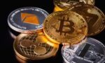 العملات‭ ‬المشفرة‭ ‬تحت‭ ‬ضغط‭ ‬التوترات‭ ‬الجيوسياسية‭ ‬والفائدة‭ ‬المرتفعة