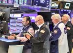 الأسهم‭ ‬الأميركية‭ ‬واصلت‭ ‬صعودها‭ ‬القياسي‭ ‬بدعم‭ ‬آمال‭ ‬التهدئة