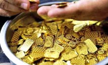 الذهب‭ ‬يستعيد‭ ‬بريقه‭ ‬مع‭ ‬ترقب‭ ‬مسار‭ ‬الفائدة‭ ‬الأميركية