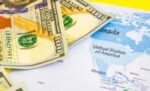 الدولار‭ ‬يتحدى‭ ‬الأزمات‭ ‬ويحمي‭ ‬عرشه‭ ‬العالمي