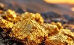الذهب‭ ‬يتراجع‭ ‬مع‭ ‬صعود‭ ‬الدولار‭ ‬وارتفاع‭ ‬عوائد‭ ‬السندات