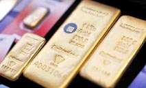 تراجع‭ ‬الدولار‭ ‬يدفع‭ ‬الذهب‭ ‬للارتفاع‭ ‬مجددا