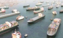 استقرار‭ ‬الشحن‭ ‬في‭ ‬الخليج‭ ‬وسط‭ ‬ضبابية‭ ‬بشأن‭ ‬محادثات‭ ‬إنهاء‭ ‬الحرب