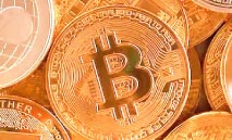 الإيثريوم‭ ‬تقفز‭ ‬9‭ % ‬وبيتكوين‭ ‬تلامس‭ ‬72‭ ‬ألفا