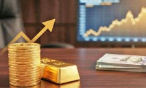 تراجع‭ ‬الدولار‭ ‬يعيد‭ ‬البريق‭ ‬لأسعار‭ ‬الذهب