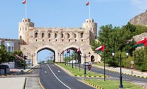 عُمان‭ ‬تحصّن‭ ‬تصنيفها‭ ‬بقفزة‭ ‬النمو