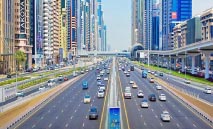 دبي‭ ‬تخطط‭ ‬لتوسعة‭ ‬شبكة‭ ‬الطرق‭ ‬والنقل‭ ‬بالقطارات‭ ‬