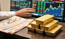 الذهب‭ ‬يتراجع‭.. ‬والفائدة‭ ‬تكبح‭ ‬بريق‭ ‬المعدن‭ ‬الأصفر