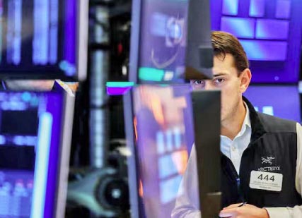 عوائد‭ ‬السندات‭ ‬تعيد‭ ‬القلق‭ ‬إلى‭ ‬وول‭ ‬ستريت