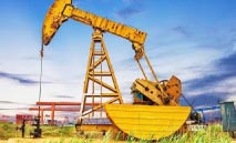 النفط‭ ‬يخسر‭ ‬مكاسب‭ ‬الحرب‭ ‬في‭ ‬أسبوعين